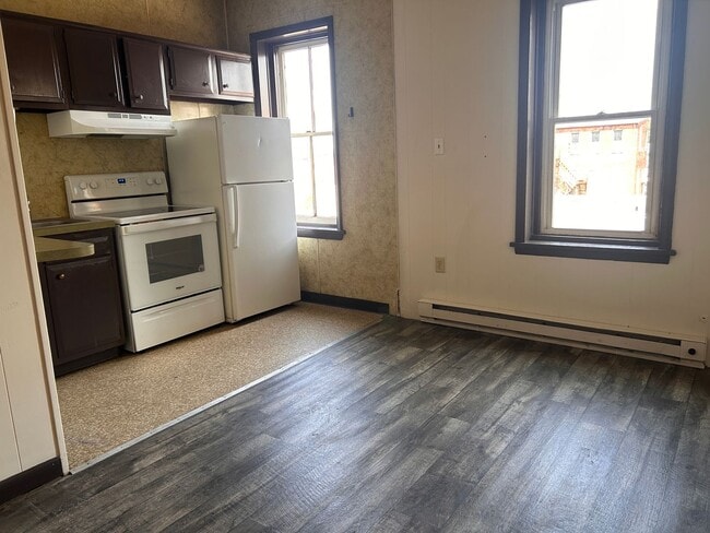 property at 415-417 Locust St