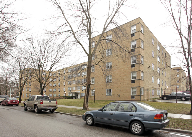 Granville Court Condominiums in Chicago, IL - Foto de edificio - Building Photo