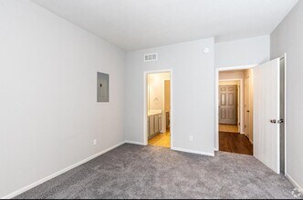 1313 Rolling Rock Dr in Columbia, MO - Building Photo - Building Photo