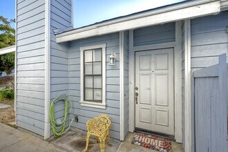 806 Windward Ln in Carlsbad, CA - Building Photo - Building Photo