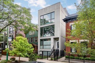 1030 N Honore St, Unit 3 in Chicago, IL - Building Photo