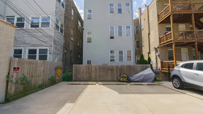 3817 N Wilton Ave in Chicago, IL - Building Photo - Building Photo