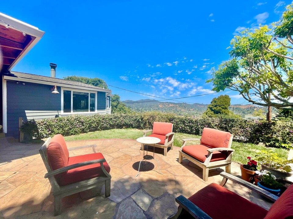 120 Morning Sun Ave in Mill Valley, CA - Building Photo