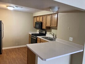 1680 Summit St in Columbus, OH - Building Photo