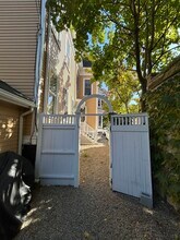 65 Inman St, Unit #B1 in Cambridge, MA - Foto de edificio - Building Photo