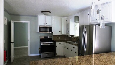 2224 30th St in Galveston, TX - Building Photo - Building Photo