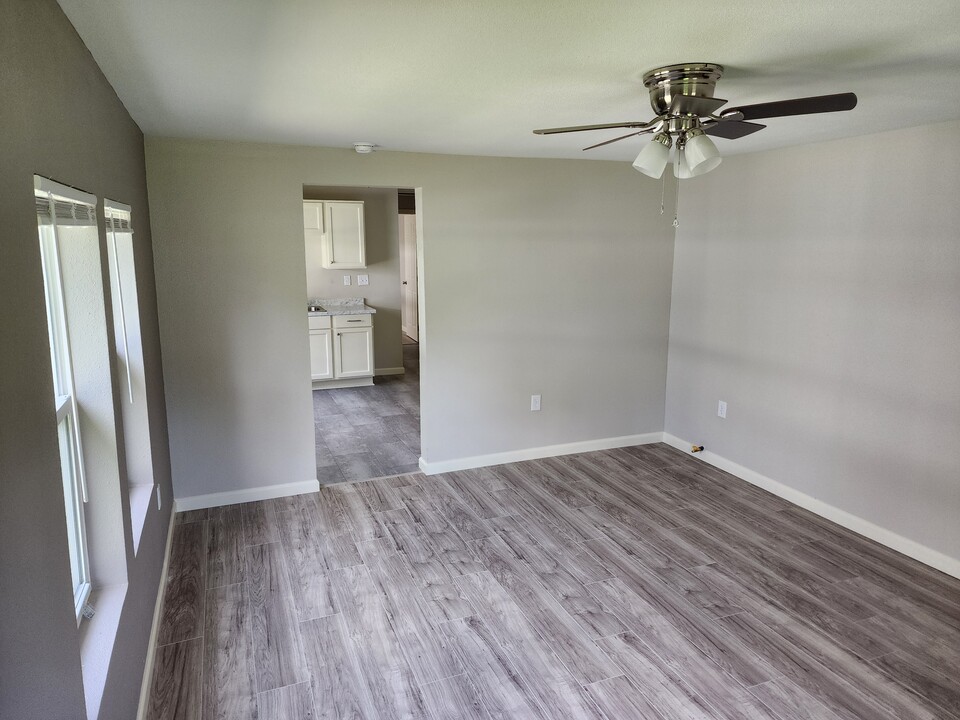 4675 Hartel St, Unit 4675 in Beaumont, TX - Building Photo