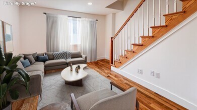 125 Franklin Ave, Unit 2 in Hasbrouck Heights, NJ - Building Photo - Building Photo