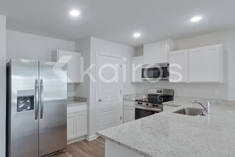 14250 Ruffian Ave in Denham Springs, LA - Building Photo - Building Photo