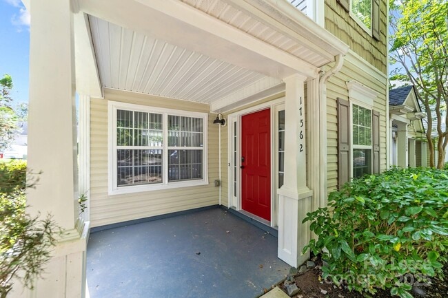 17562 Caldwell Track Dr in Cornelius, NC - Building Photo - Building Photo