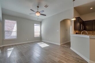 1011 Skyview Ct in Midlothian, TX - Building Photo - Building Photo