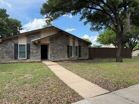 1401 Cross Bend Rd in Plano, TX - Building Photo
