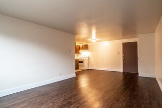 1001 Robertson St in Fort Collins, CO - Building Photo - Building Photo