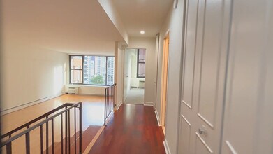 833 N Dearborn St in Chicago, IL - Building Photo - Building Photo