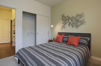 Highland Crossing in Vancouver, WA - Building Photo - Interior Photo