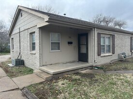 1941 N Garland St in Wichita, KS - Building Photo