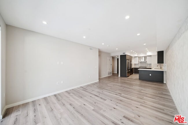 property at 1226 S Bedford St