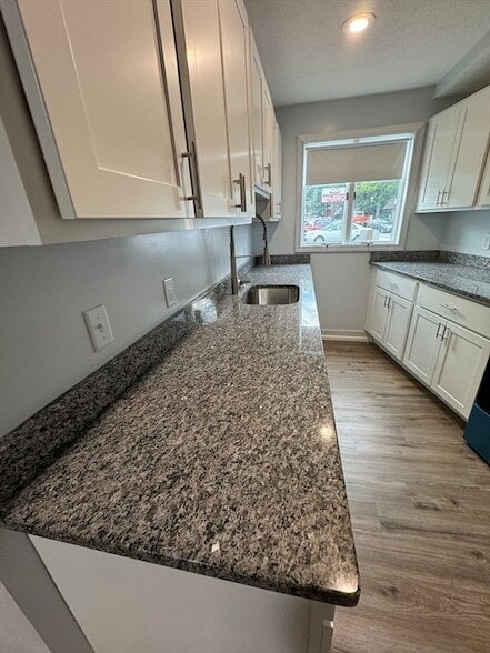 46 Lowell St, Unit B in Peabody, MA - Building Photo - Building Photo