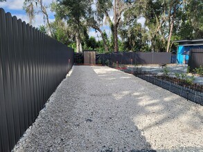 5321 NE 29th St in Silver Springs, FL - Building Photo - Building Photo