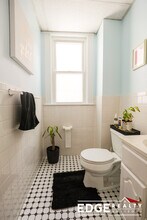 1705 Commonwealth Ave in Boston, MA - Building Photo - Building Photo