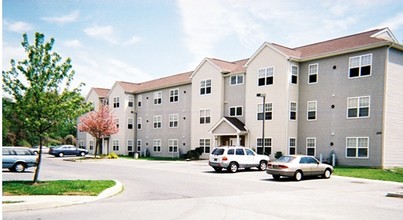 Silver Lake Apartments in Dover, DE - Foto de edificio - Building Photo