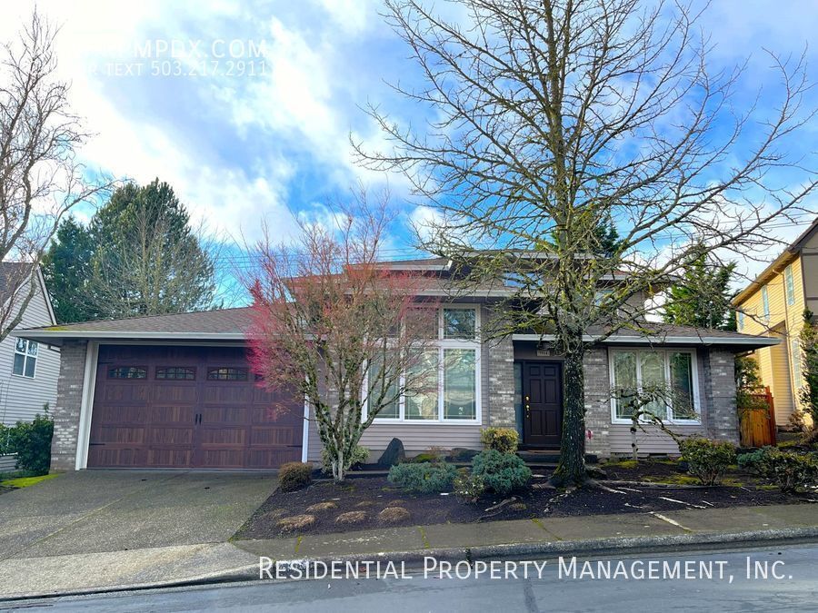 3964 NW Brookview Way in Portland, OR - Building Photo