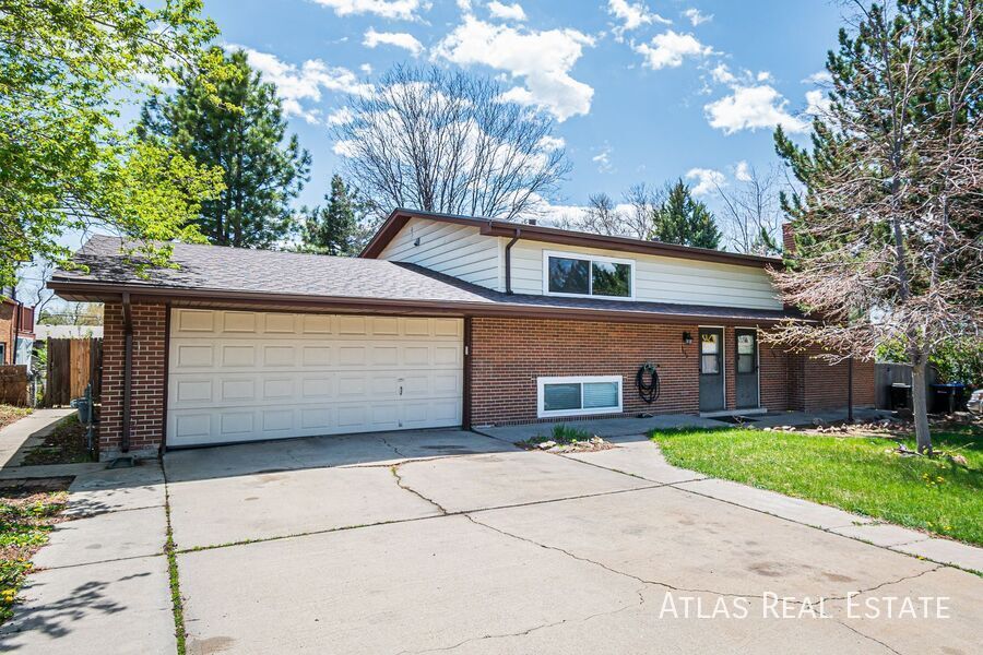 9462 W 65th Ave in Arvada, CO - Foto de edificio