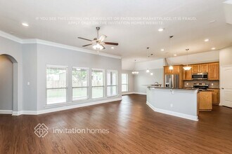 557 Sterling Dr in Benbrook, TX - Building Photo - Building Photo