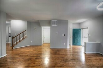 21749 Tottenham Hale Ct in Sterling, VA - Building Photo - Building Photo