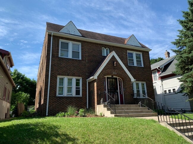 1900 Grand Ave, Unit #2