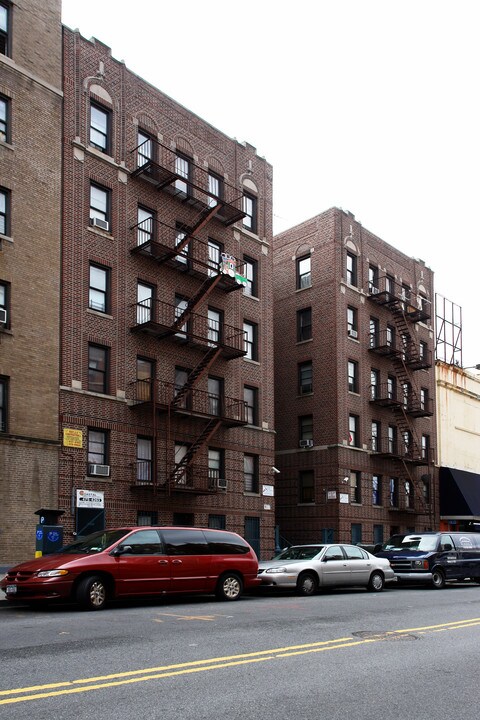 2526 Valentine Ave in Bronx, NY - Building Photo