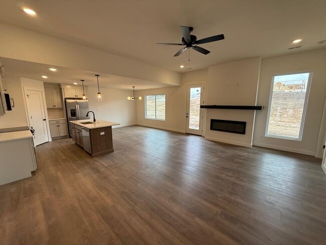 5217 Whisper Dr in Columbia, MO - Building Photo - Building Photo