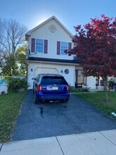 68 Michigan Dr in Sinking Spring, PA - Building Photo - Building Photo