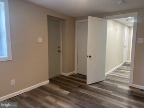 14 West Ave in Woodstown, NJ - Building Photo - Building Photo