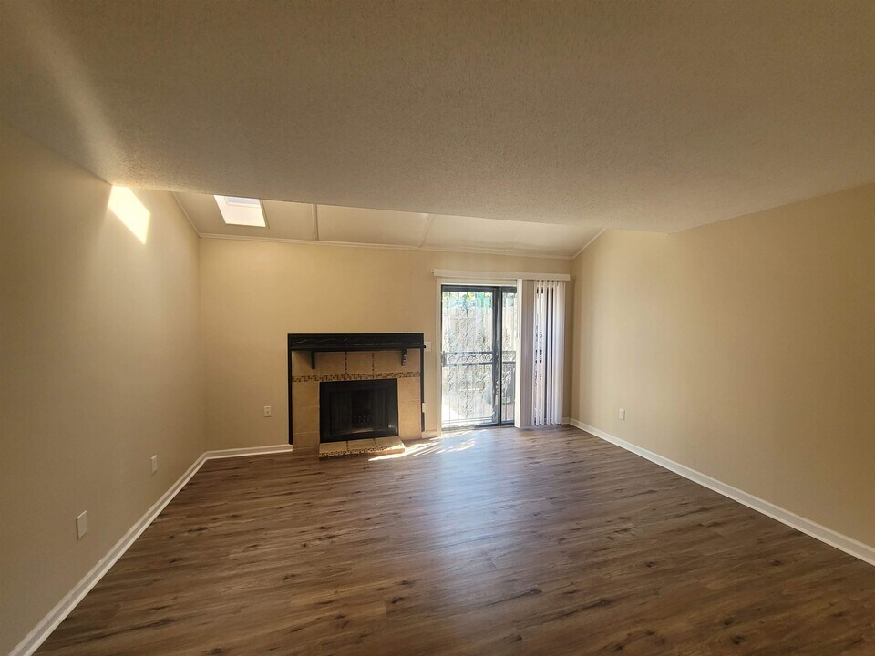 154 N Auburndale St in Memphis, TN - Building Photo