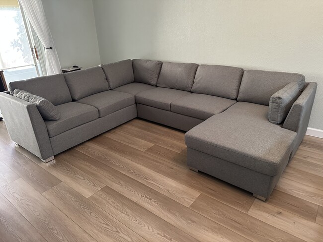 property at 22161 Tallwood Ct