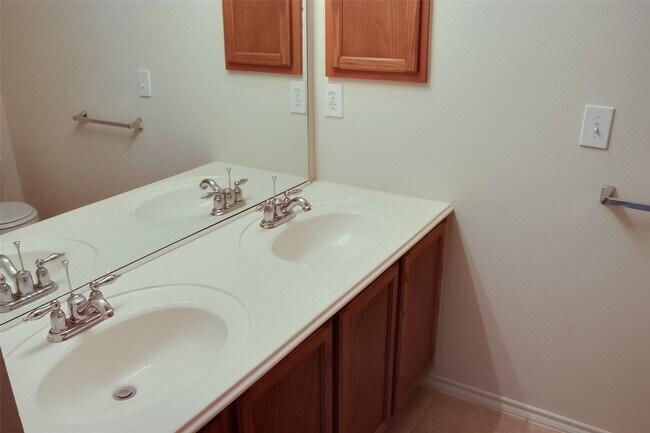 property at 19314 Chislestone Ln