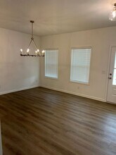5413 Hardgrove Wy in Flowery Branch, GA - Building Photo - Building Photo