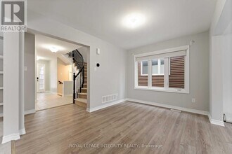 408 Aphelion Cres in Ottawa, ON - Building Photo - Building Photo