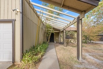 8917 Fredric Ave, Unit 2110-2D in Sacramento, CA - Building Photo - Building Photo