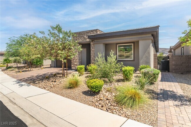 87 Reflection Cove Dr in Henderson, NV - Foto de edificio - Building Photo
