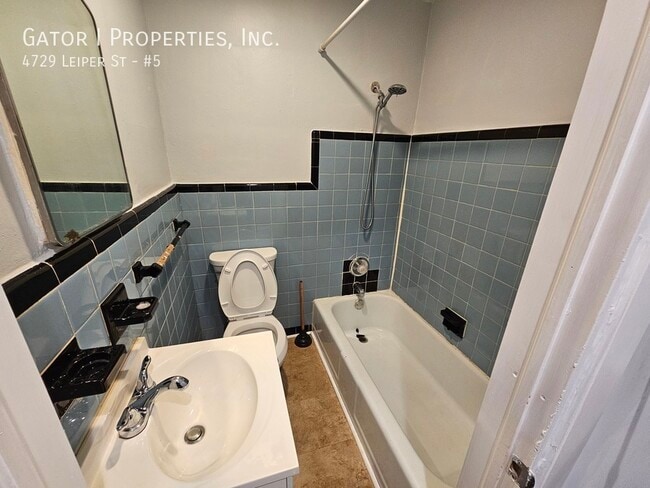 4729 Leiper St in Philadelphia, PA - Building Photo - Building Photo