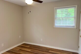 728 Montclair Dr in Wilmington, NC - Building Photo - Building Photo