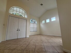 2793 Shaughnessy Dr in Wellington, FL - Building Photo