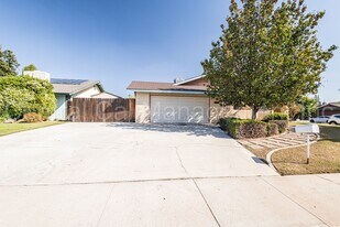 200 Quailridge Rd in Bakersfield, CA - Building Photo