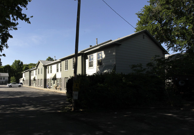 Parkside Apartments in Blair, NE - Building Photo - Building Photo