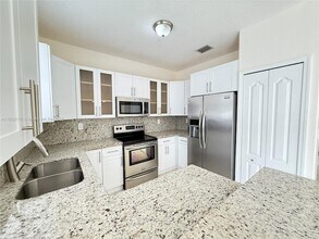 15131 SW 23rd Ln, Unit 839-B2 in Miami, FL - Building Photo - Building Photo