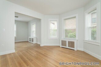 35 South St, Unit 1 in Boston, MA - Building Photo - Building Photo