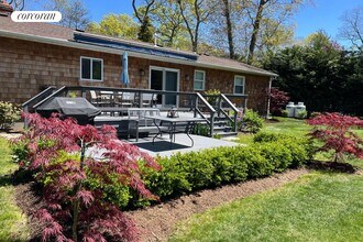 11 Cedar Ridge Dr in East Hampton, NY - Building Photo - Building Photo