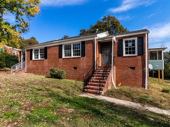 property at 1740 Lisbon Dr SW